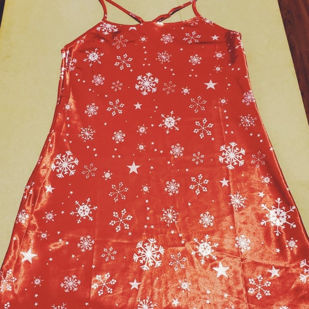 Winter Snowflake Nightgown
